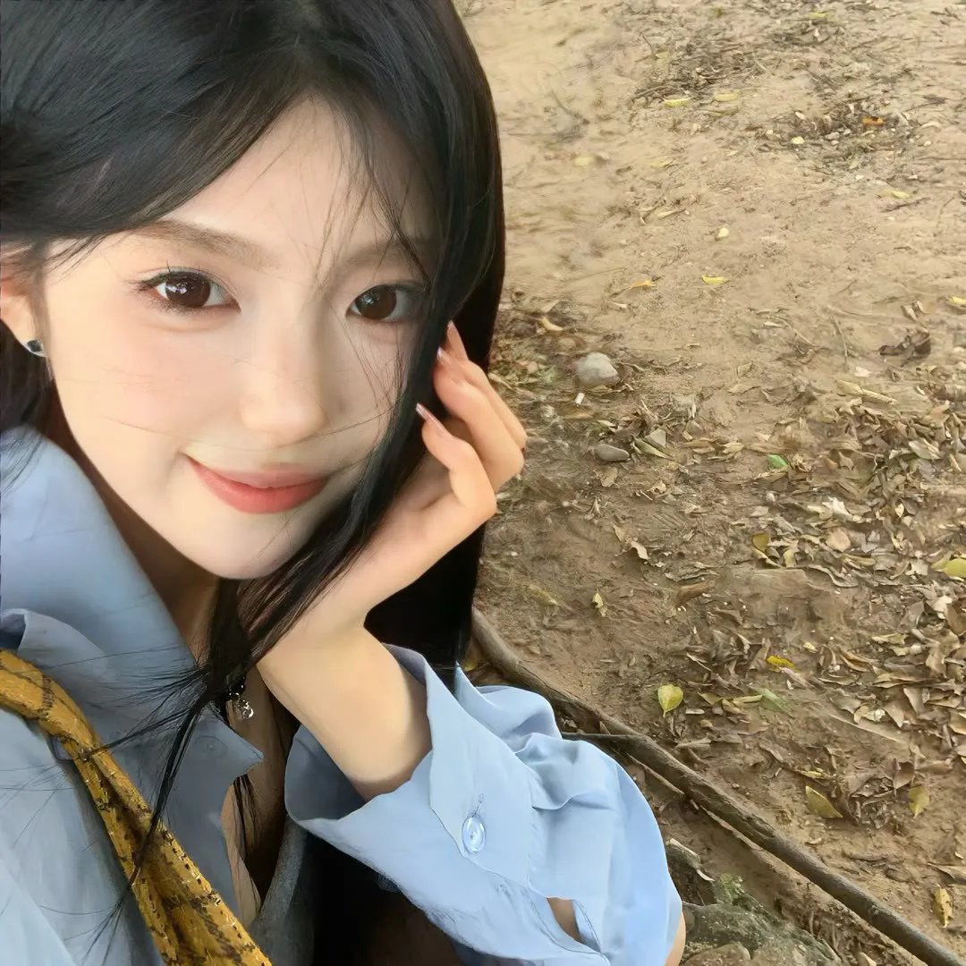 天鹅绒之手 海报